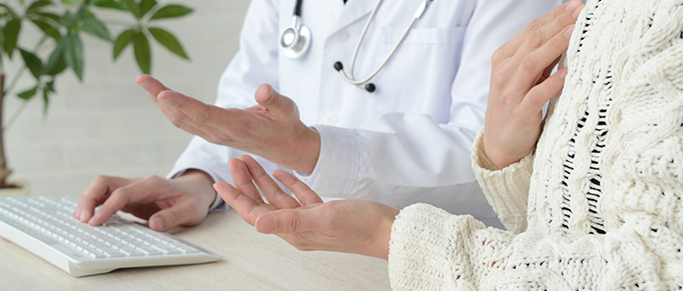 消化器病専門医・内視鏡専門医・総合内科専門医として、風邪や高血圧、糖尿病、脂質異常症などの一般診療から、消化管腫瘍や炎症性腸疾患などの専門性の高い治療まで幅広く診療いたします。